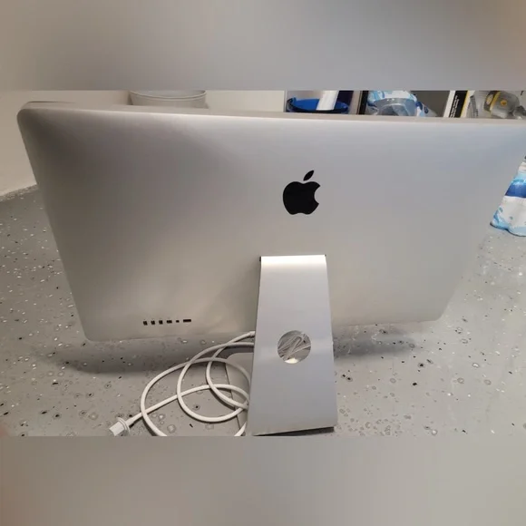 Apple display